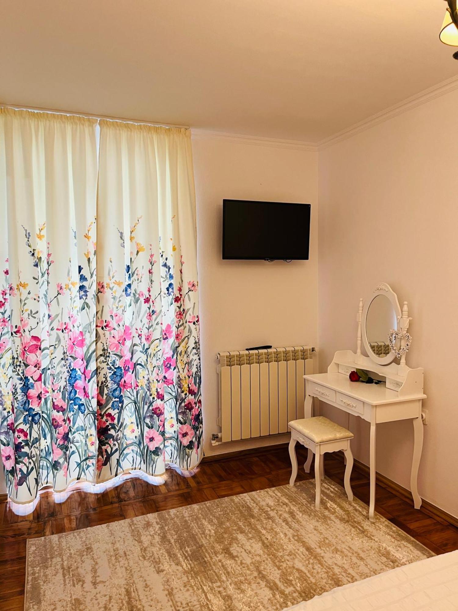 Dream Rooms Hunedoara Luaran gambar